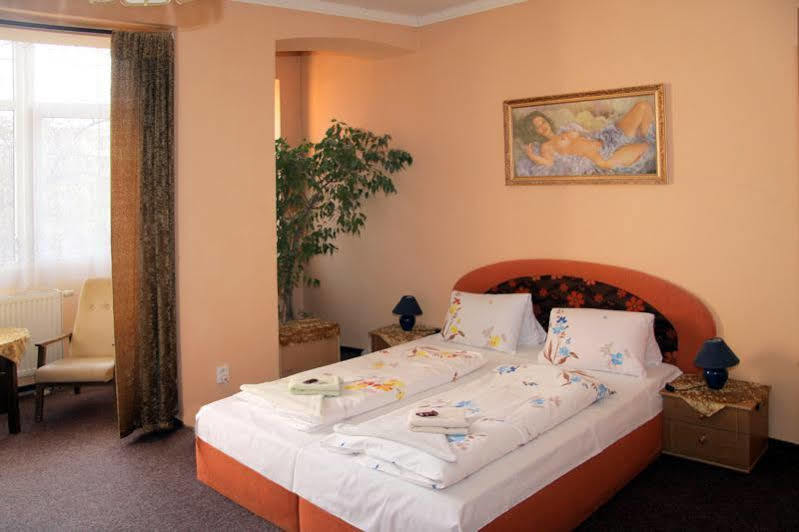 Hotel Bayer Plzeň Buitenkant foto